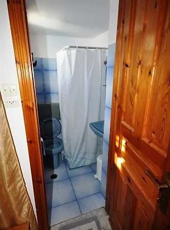 Florance Apartments & Rooms 2*